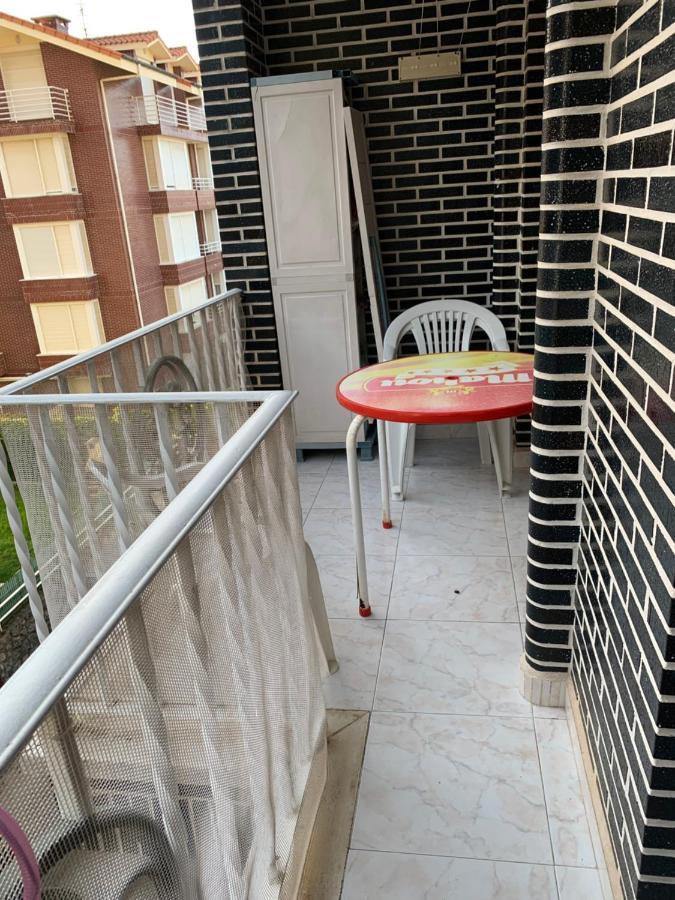 Piso En La Playa Apartment Noja Bagian luar foto